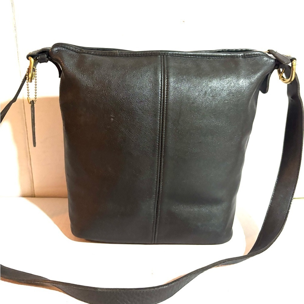 Coach vintage black leather crossbody handbag - Picture 3 of 9